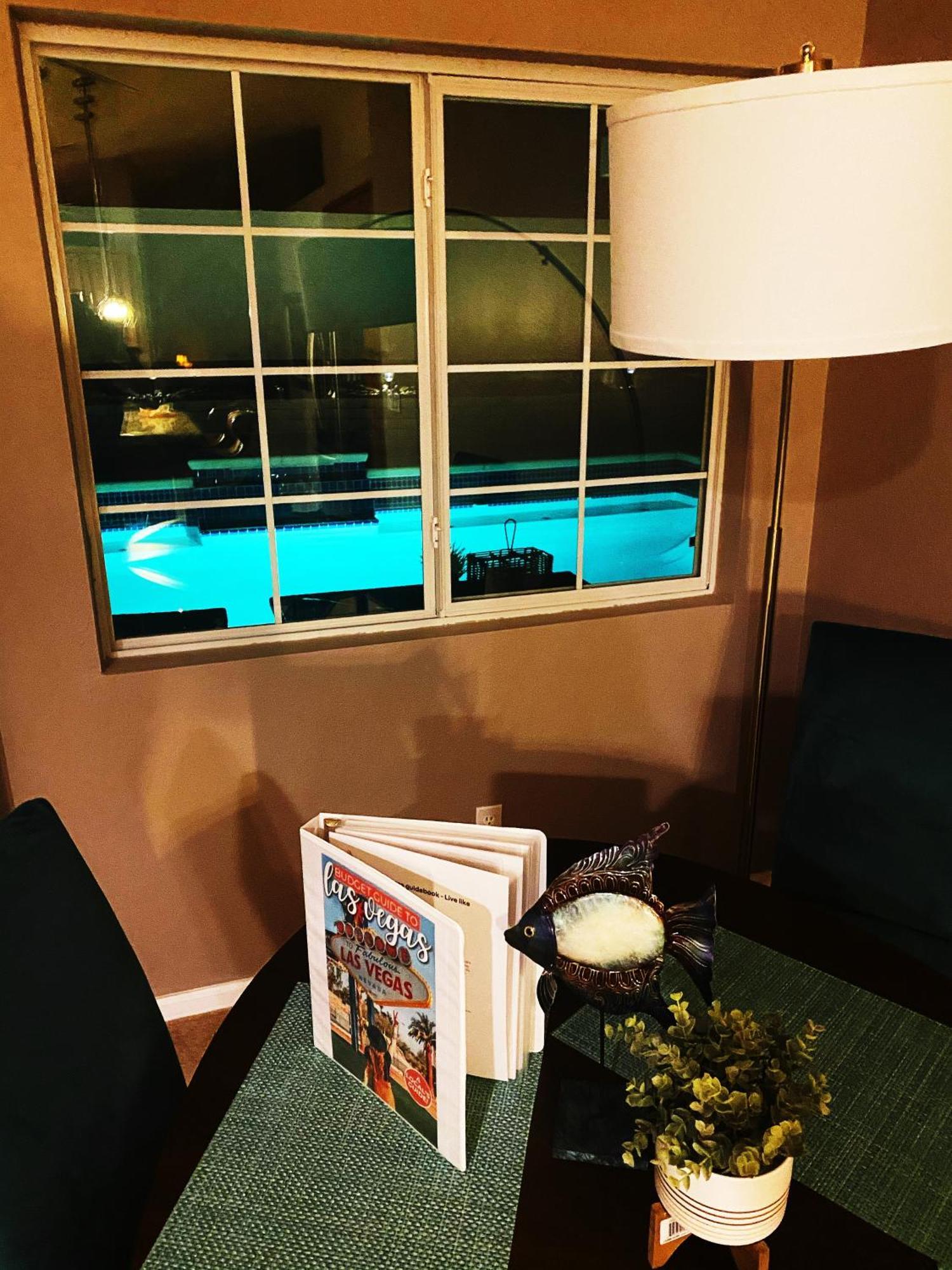 Amazing Heated Pool And Private Hot Tub 3Br In Heart Of Lv Villa Las Vegas Buitenkant foto