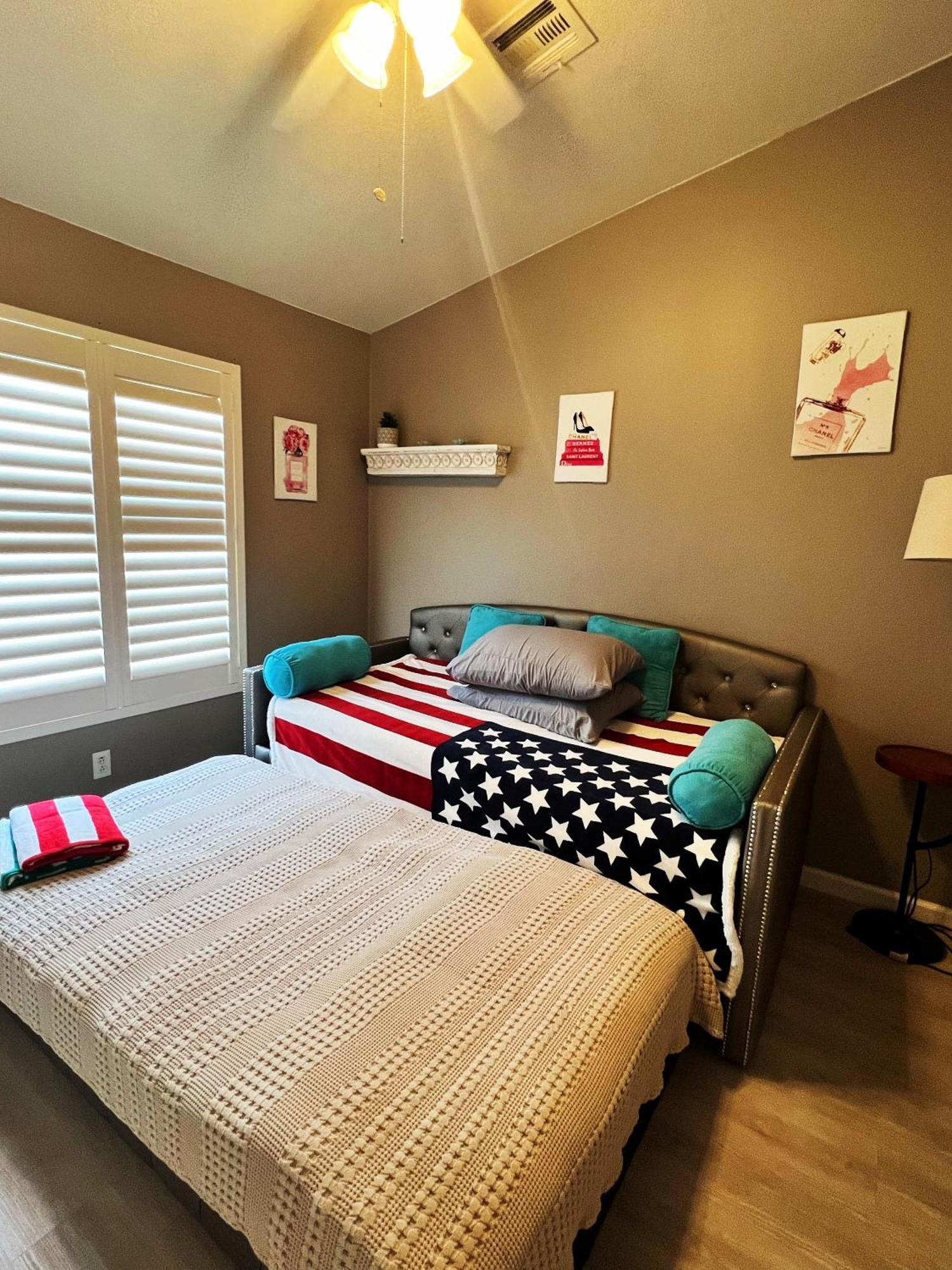 Amazing Heated Pool And Private Hot Tub 3Br In Heart Of Lv Villa Las Vegas Buitenkant foto