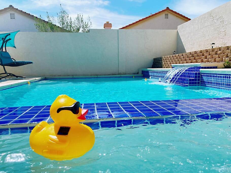 Amazing Heated Pool And Private Hot Tub 3Br In Heart Of Lv Villa Las Vegas Buitenkant foto