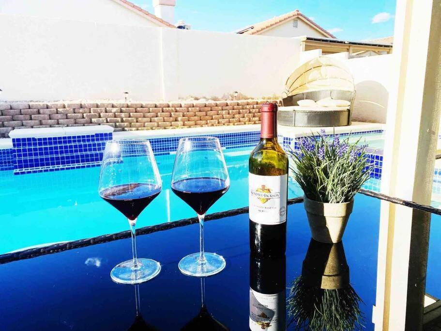 Amazing Heated Pool And Private Hot Tub 3Br In Heart Of Lv Villa Las Vegas Buitenkant foto